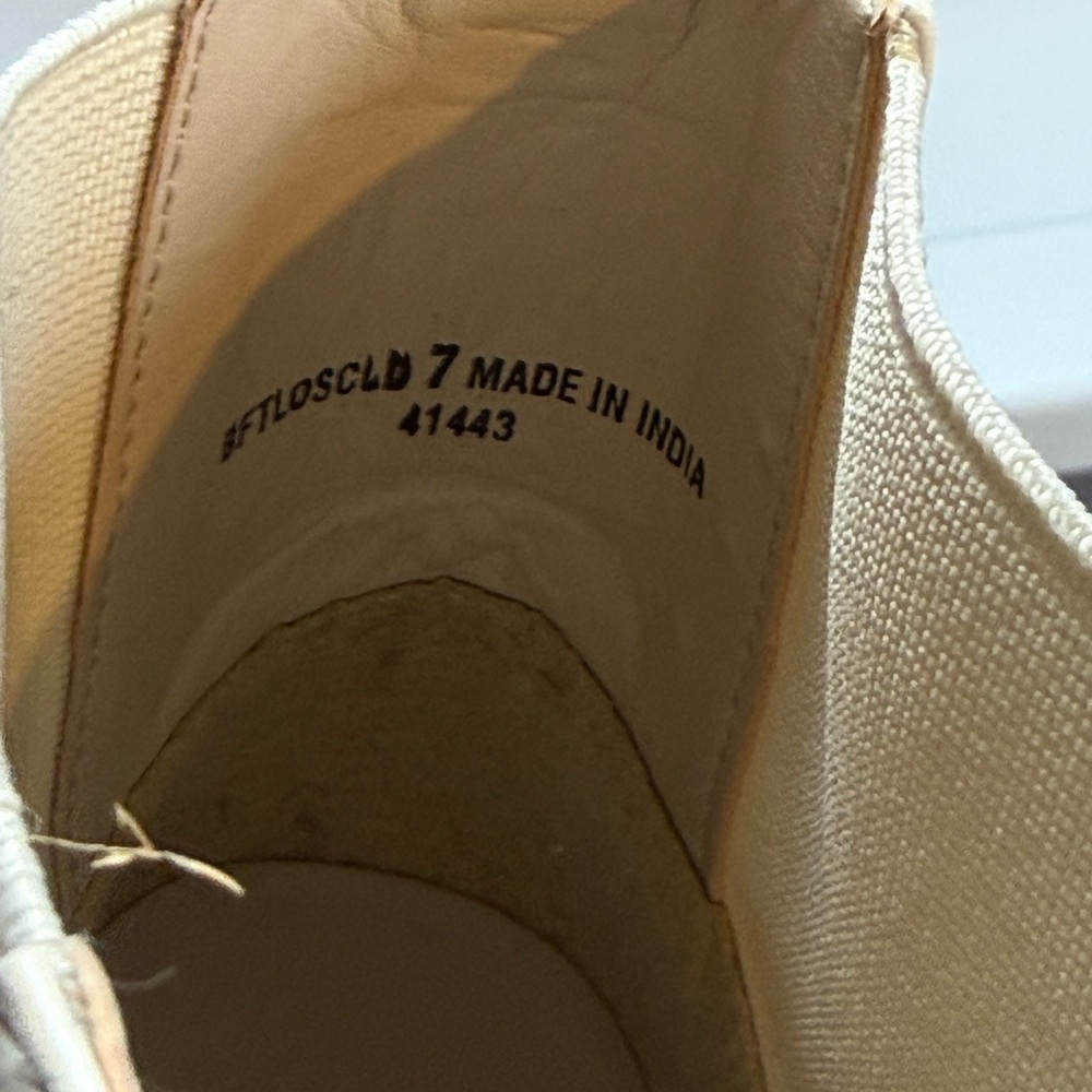 Chinese Laundry White Leather Bootie - Picture 6 of 6